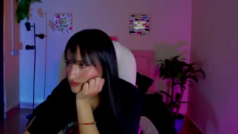 Snapshot of saraa_ramirez chatting on 8, 3, 2025 Sarah Ramirez online show from 8, 3, 2025