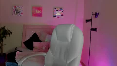 Snapshot of saraa_ramirez chatting on 12, 3, 2025 Sarah Ramirez online show from 12, 3, 2025