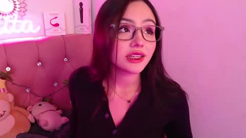          online show from 28, 10, 2025