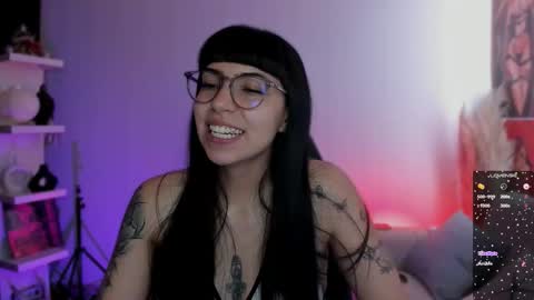 Snapshot of saraadesire chatting on 18, 10, 2025 Sara online show from 18, 10, 2025