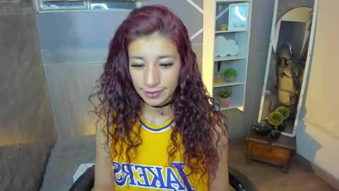 Snapshot of saraandsofi02 chatting on 8, 1, 2025 sofia gomez420 online show from 8, 1, 2025