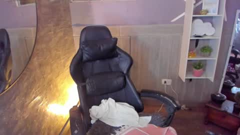 Snapshot of saraandsofi02 chatting on 12, 1, 2025 sofia gomez420 online show from 12, 1, 2025