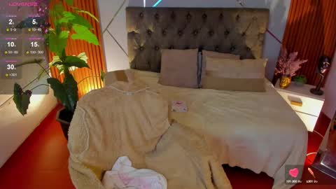 Snapshot of saraandsofi02 chatting on 18, 2, 2025 sofia gomez420 online show from 18, 2, 2025