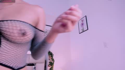Snapshot of saraandstiven chatting on 20, 12, 2024 Sara And Stiven online show from 20, 12, 2024