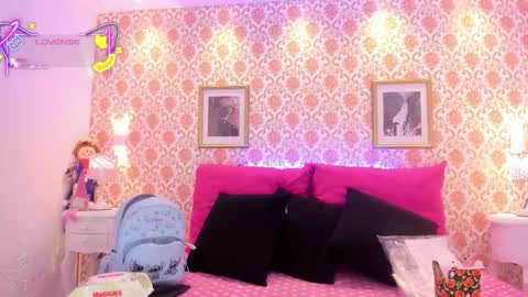 SaraAvila  online show from 31, 10, 2025