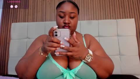   online show from 14, 9, 2025