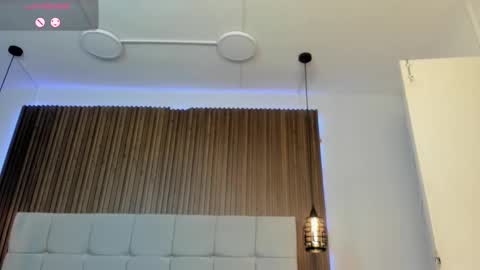   online show from 20, 9, 2025