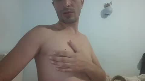 Snapshot of saraclit chatting on 8, 1, 2025 pass kika online show from 8, 1, 2025