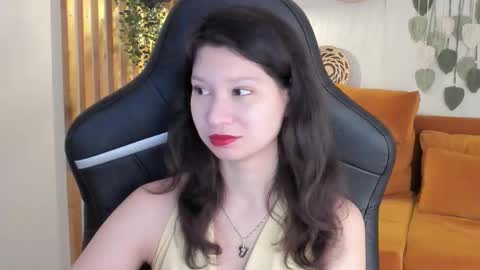 SaraDenars online show from 3, 12, 2025