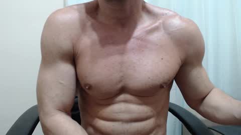 saradorj92 online show from 13, 9, 2025