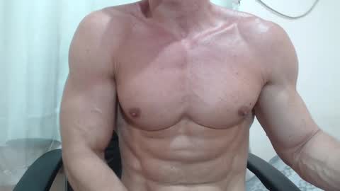 saradorj92 online show from 16, 11, 2025