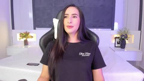  Sara Gomez  online show from 23, 9, 2025