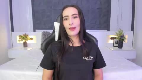  Sara Gomez  online show from 2, 10, 2025