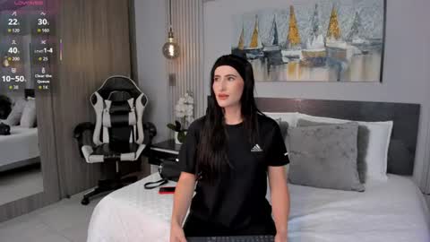 Snapshot of saragomez_1 chatting on 15, 7, 2026 Sara Gomez online show from 15, 7, 2026