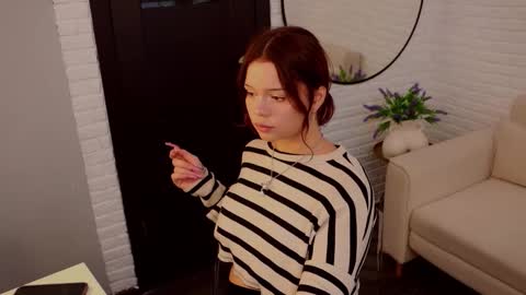 Snapshot of sarah__babyyy chatting on 6, 10, 2025 Sarah online show from 6, 10, 2025