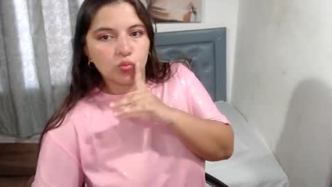 Snapshot of sarah_acero chatting on 31, 5, 2026 sarah online show from 31, 5, 2026