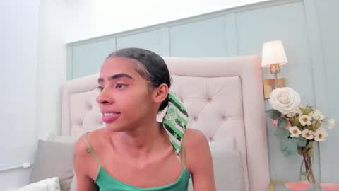 sarah_ashbourne online show from 16, 12, 2025