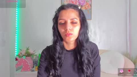 Snapshot of sarah_blake_ chatting on 25, 5, 2026 Sara online show from 25, 5, 2026