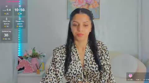 Snapshot of sarah_blake_ chatting on 6, 8, 2026 Sara online show from 6, 8, 2026