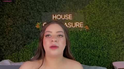 Sarah Bonneth online show from 18, 3, 2026