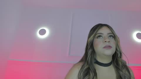 Sarah Bonneth online show from 18, 4, 2026