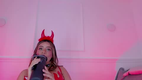 Sarah Bonneth online show from 20, 4, 2026