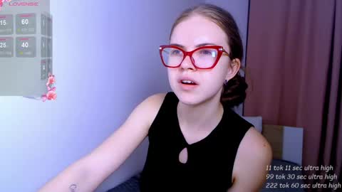 Snapshot of sarah_hs chatting on 30, 5, 2026 Sarah online show from 30, 5, 2026