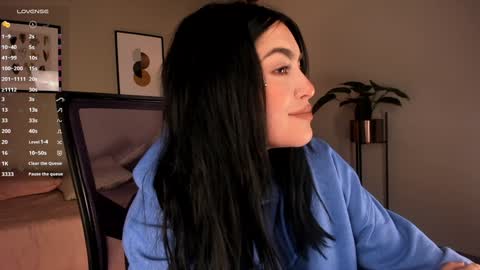   online show from 12, 12, 2024