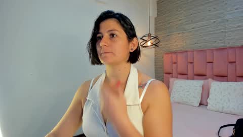 Sarah Deyvis online show from 13, 1, 2025