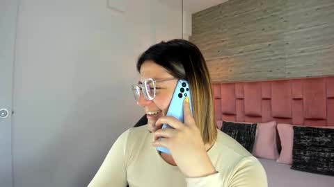 Sarah Deyvis online show from 23, 9, 2025