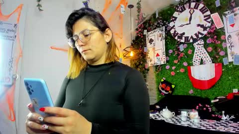 Sarah Deyvis online show from 31, 10, 2025