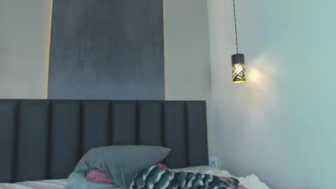 Sarah Evans online show from 12, 3, 2025