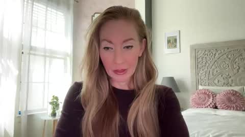 Sarah online show from 30, 4, 2026