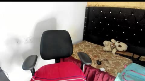 Snapshot of sarahlovexxv chatting on 17, 10, 2025 Sarah online show from 17, 10, 2025