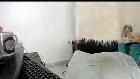 Snapshot of sarahlovexxv chatting on 3, 12, 2025 Sarah online show from 3, 12, 2025