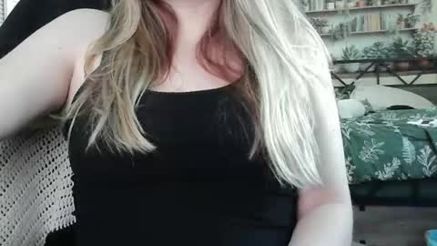 Snapshot of sarahmummy chatting on 16, 2, 2026 Sarah online show from 16, 2, 2026