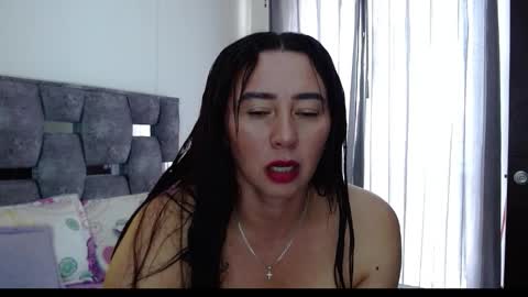 Snapshot of sarahott_1 chatting on 4, 2, 2026 Lia online show from 4, 2, 2026