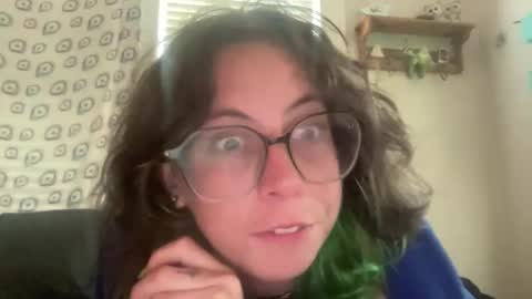 Snapshot of sarahsmilesxo chatting on 26, 5, 2026 Sarah Smiles online show from 26, 5, 2026