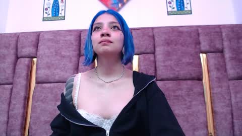 Snapshot of sarai_petite_ chatting on 8, 1, 2025 SARAI online show from 8, 1, 2025