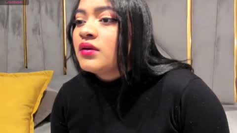 Snapshot of saramagiic chatting on 12, 10, 2025 online show from 12, 10, 2025