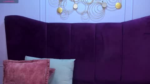 Snapshot of saramagiic chatting on 30, 11, 2025 online show from 30, 11, 2025