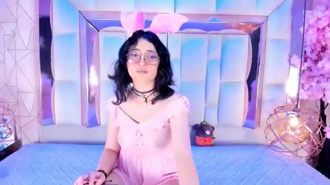 sara  online show from 4, 11, 2025