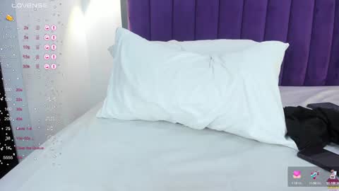 Sara   online show from 8, 1, 2025