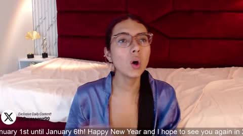 Snapshot of sarasaenz_99 chatting on 31, 12, 2024 Sara online show from 31, 12, 2024