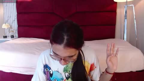 Snapshot of sarasaenz_99 chatting on 25, 1, 2025 Sara online show from 25, 1, 2025