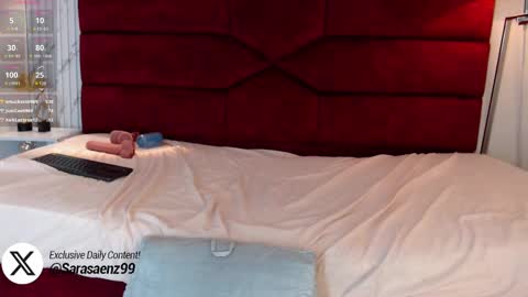 Snapshot of sarasaenz_99 chatting on 11, 3, 2025 Sara online show from 11, 3, 2025