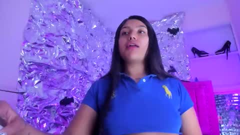 sarastonesx online show from 23, 11, 2025