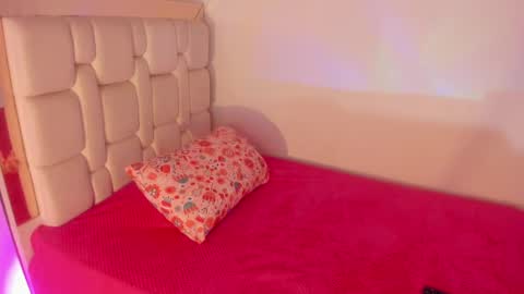 Sara  online show from 24, 2, 2025