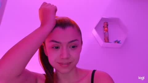Snapshot of saray2312 chatting on 18, 1, 2025 Saray  online show from 18, 1, 2025