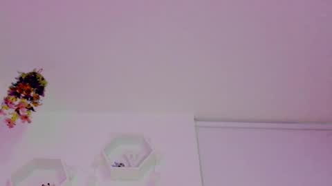 Snapshot of saray2312 chatting on 15, 10, 2025 Saray  online show from 15, 10, 2025